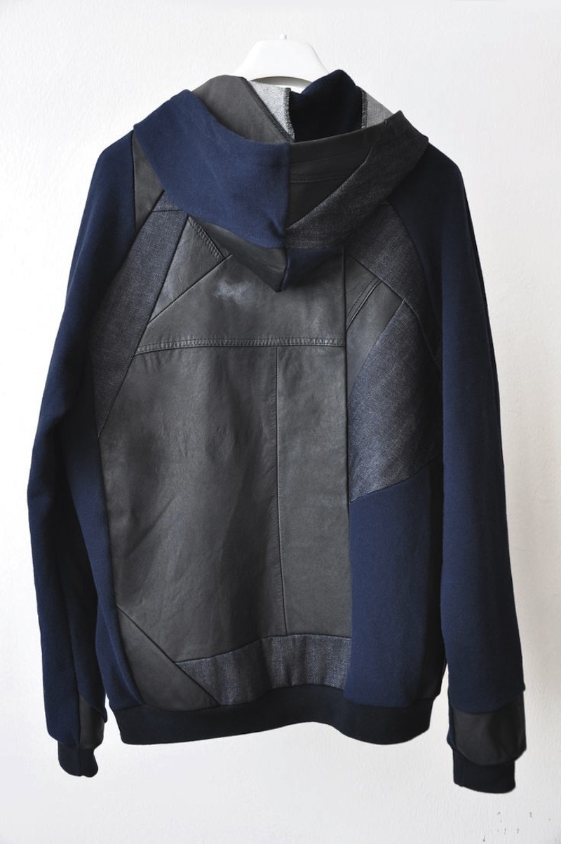 QBISM leather patch hoodie2