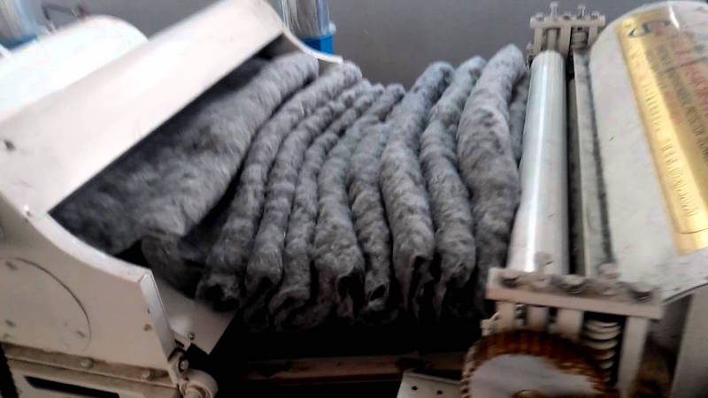 elastaani kierrätys ongelma vaatteet tekstiilikierrätys kiertotalous mikromuovi